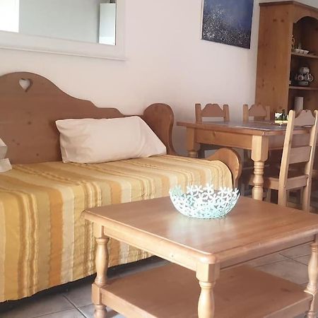 Un Bol D'Air Frais Et De Soleil Entre Campagne Et Plage Villa Béziers Exterior foto